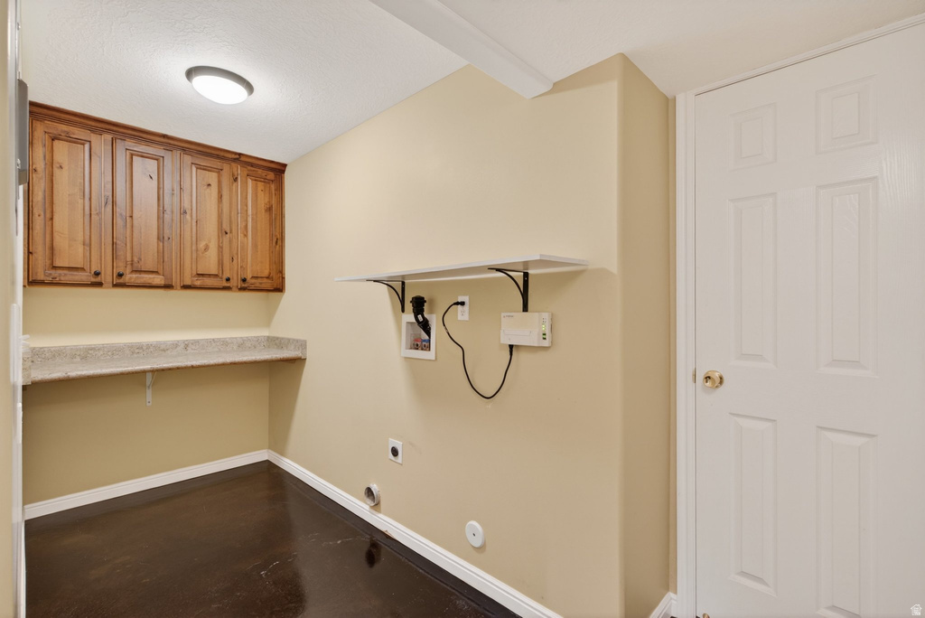 90 W COTTAGE AVE Sandy, UT 84070