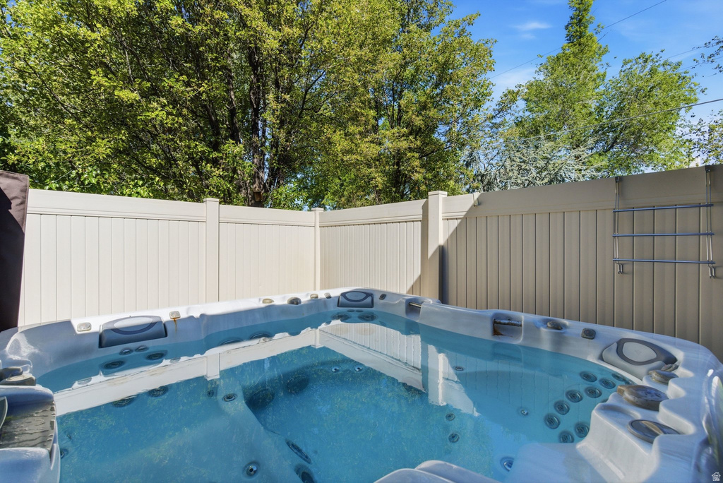 90 W COTTAGE AVE Sandy, UT 84070