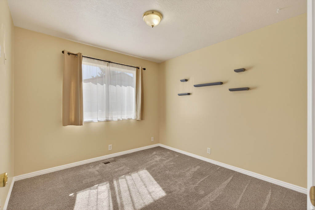 90 W COTTAGE AVE Sandy, UT 84070