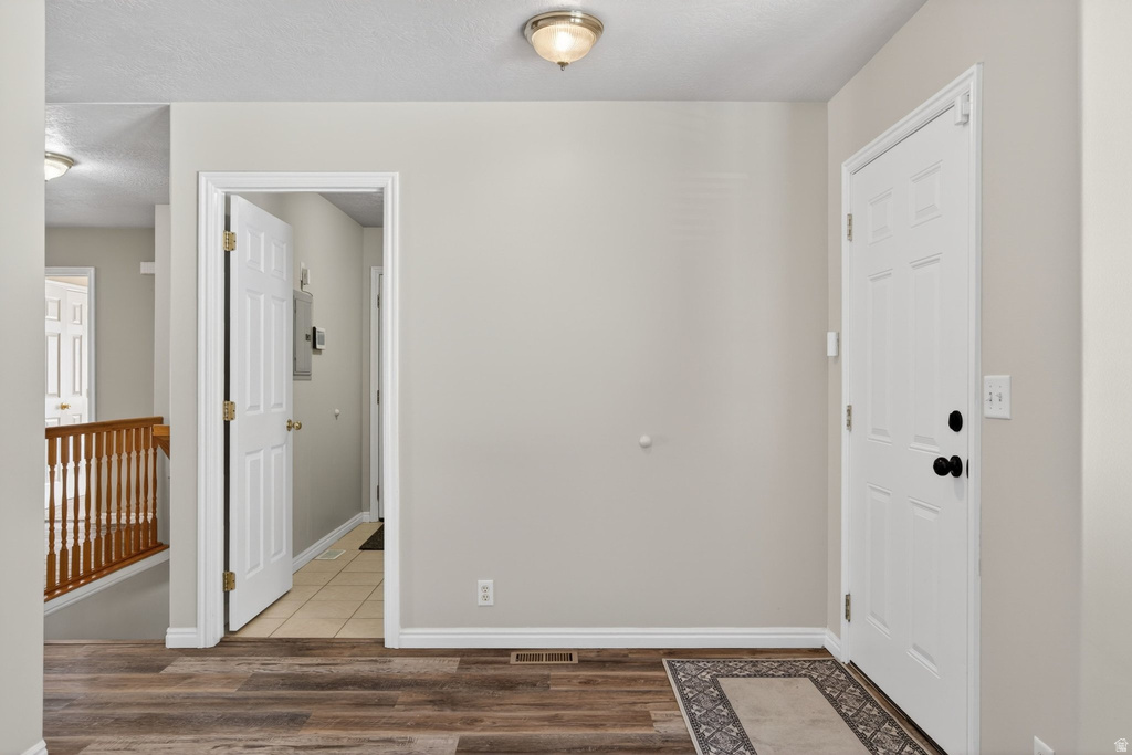90 W COTTAGE AVE Sandy, UT 84070