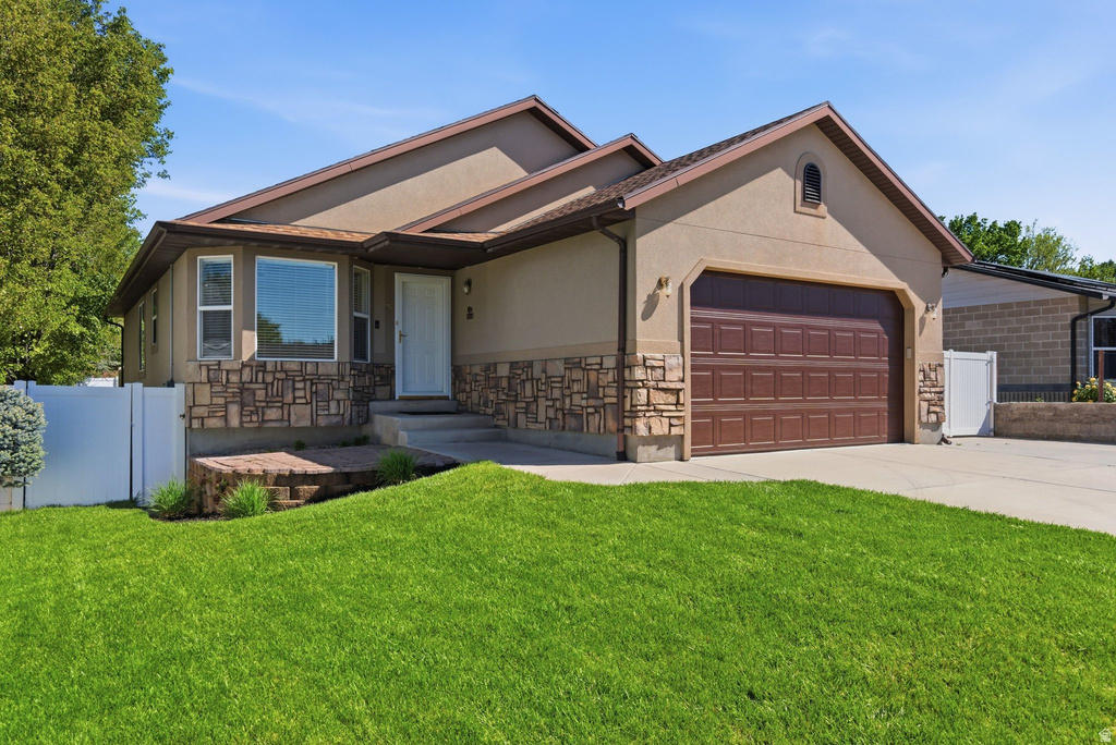 90 W COTTAGE AVE Sandy, UT 84070