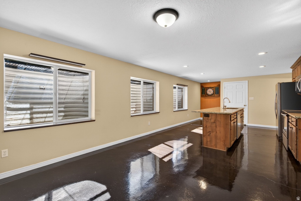 90 W COTTAGE AVE Sandy, UT 84070