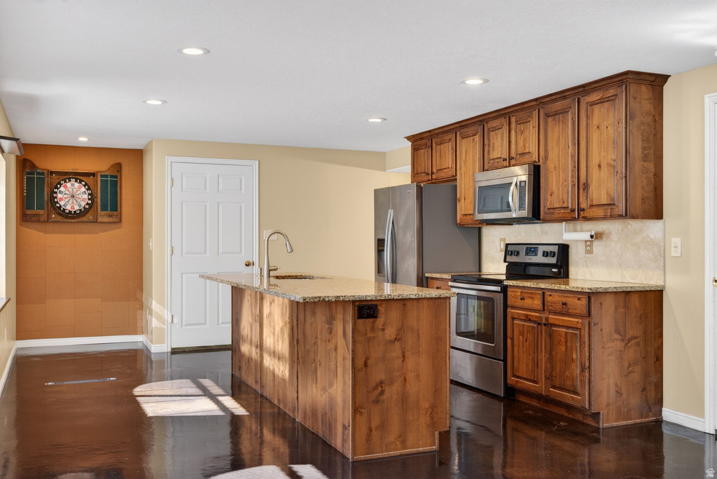 90 W COTTAGE AVE Sandy, UT 84070