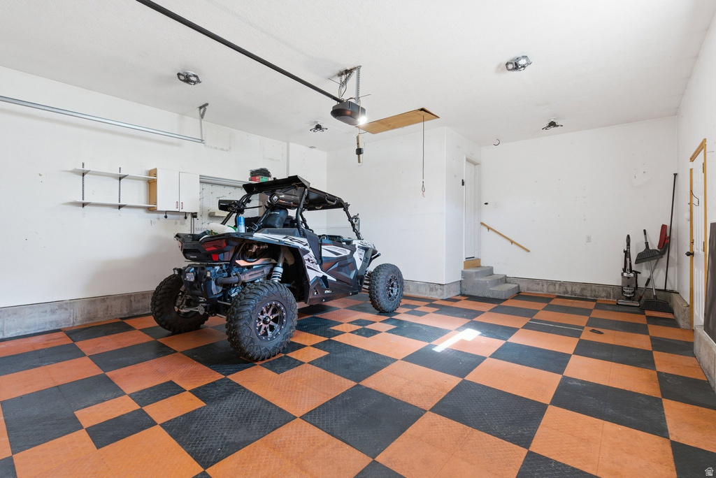 90 W COTTAGE AVE Sandy, UT 84070