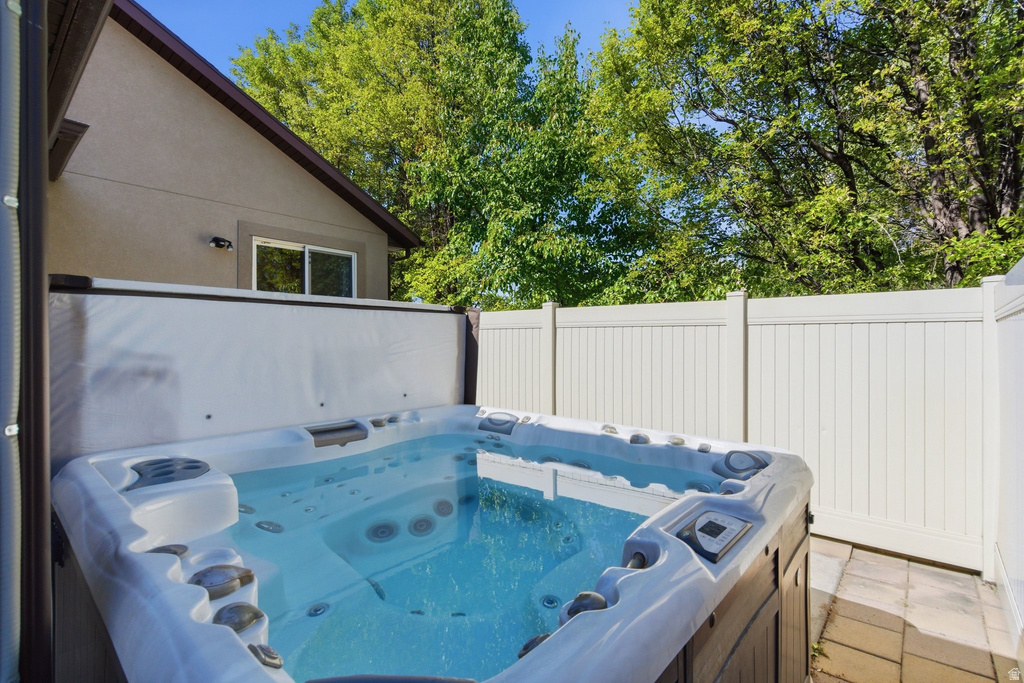 90 W COTTAGE AVE Sandy, UT 84070