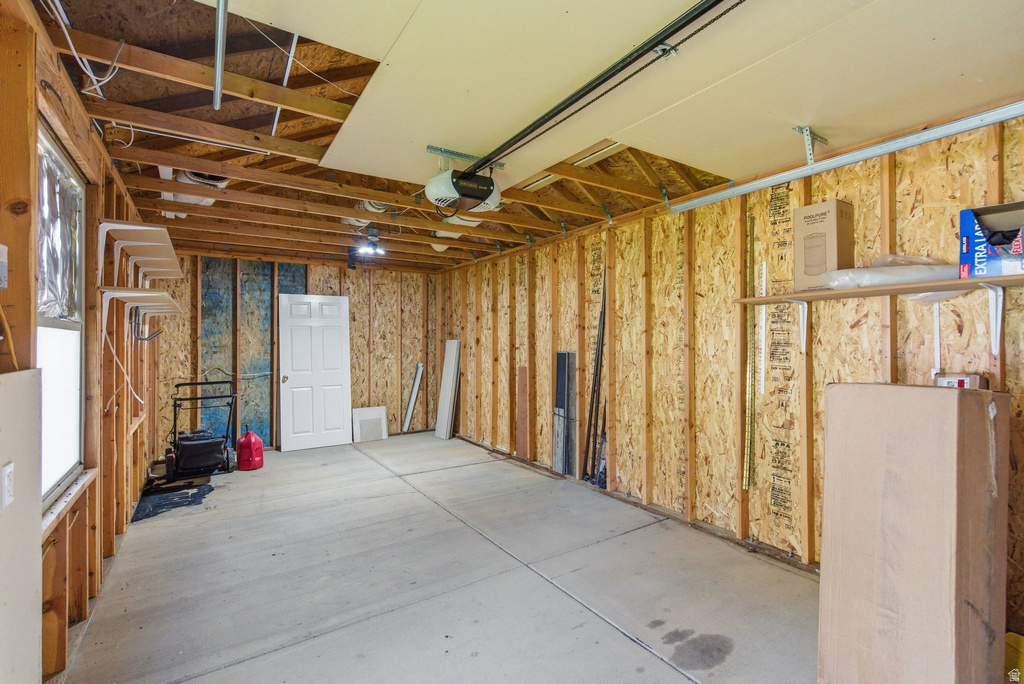 90 W COTTAGE AVE Sandy, UT 84070
