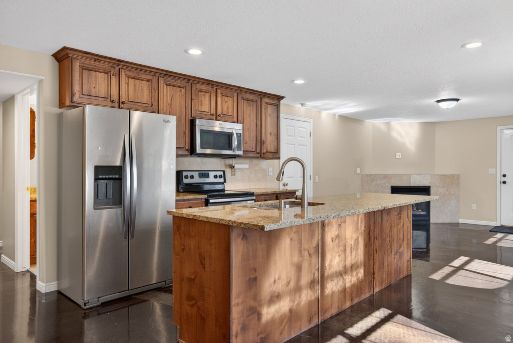 90 W COTTAGE AVE Sandy, UT 84070