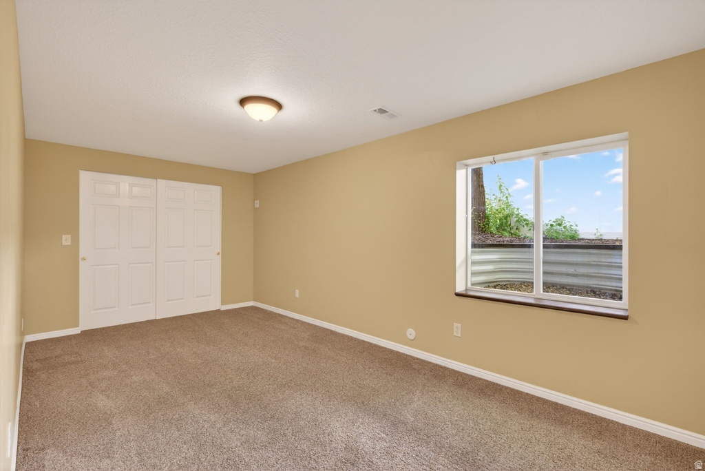 90 W COTTAGE AVE Sandy, UT 84070