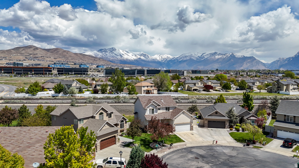 2230 N 2270 ST Lehi, UT 84043