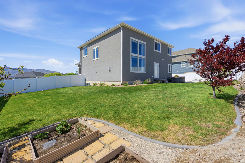 1166 W HIGHPASS DR Saratoga Springs, UT 84045