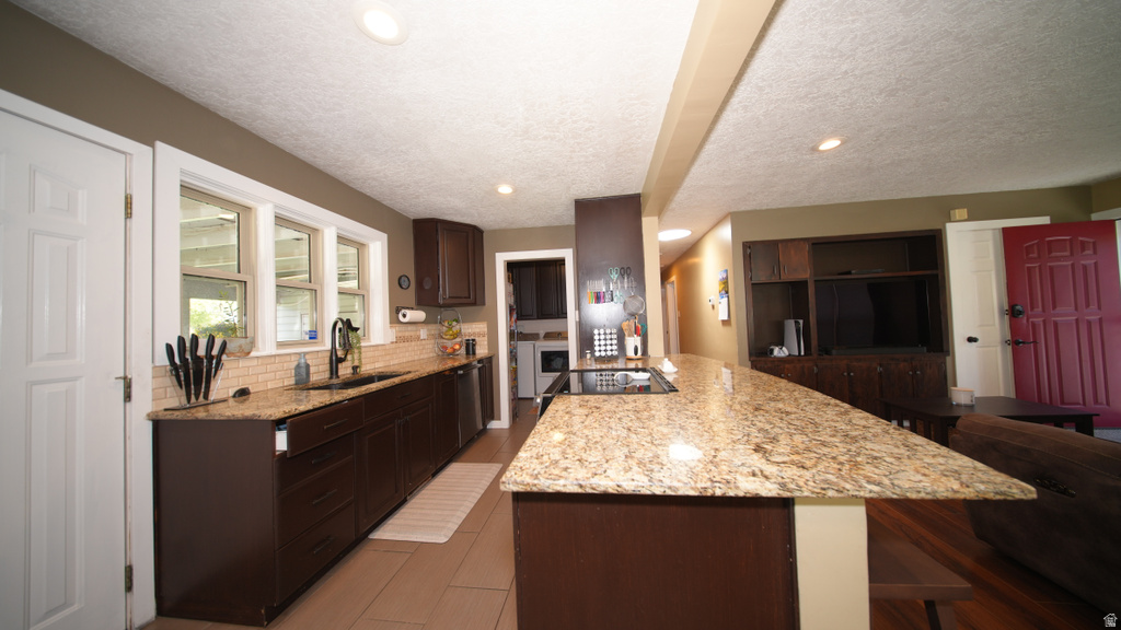 1863 E VILLAGE GREEN RD Cottonwood Heights, UT 84121