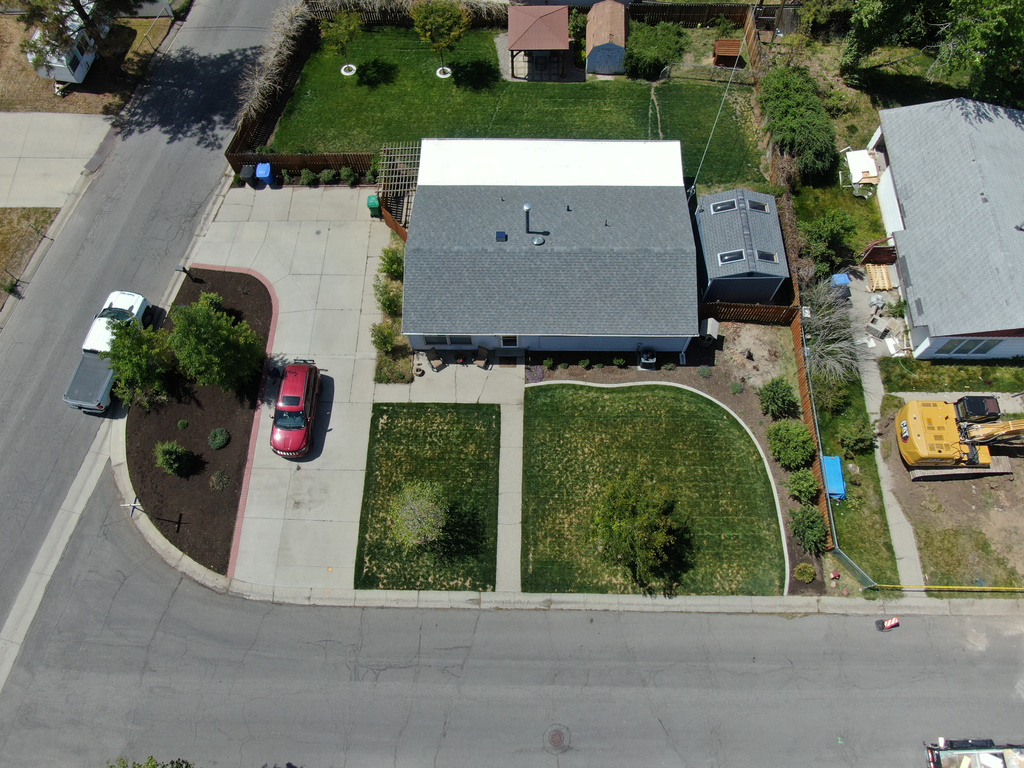 1863 E VILLAGE GREEN RD Cottonwood Heights, UT 84121