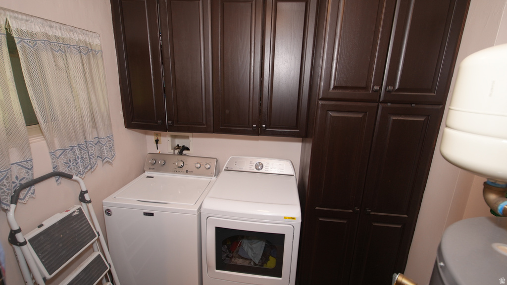 1863 E VILLAGE GREEN RD Cottonwood Heights, UT 84121