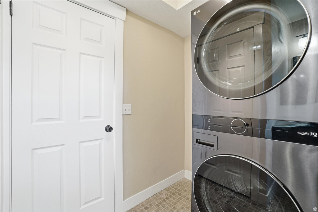 8897 S 1240 W West Jordan, UT 84088