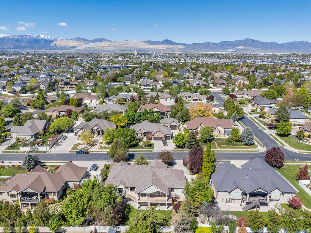 10927 S SCOTTY DR South Jordan, UT 84095