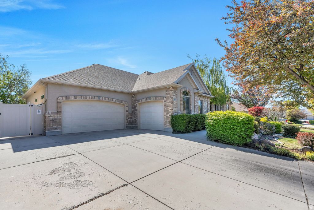 10927 S SCOTTY DR South Jordan, UT 84095