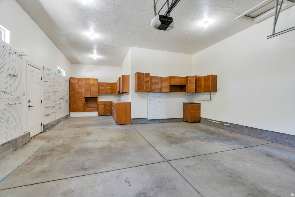 10927 S SCOTTY DR South Jordan, UT 84095