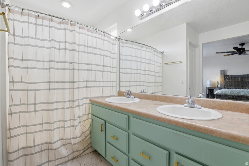 6027 BAYSHORE DR Stansbury Park, UT 84074