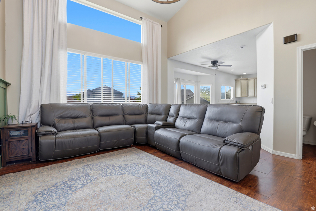 6027 BAYSHORE DR Stansbury Park, UT 84074