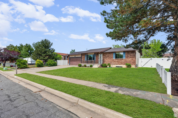 1224 W 550 ST Clearfield, UT 84015