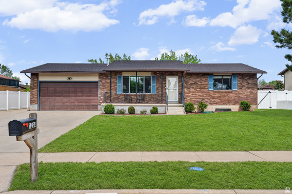 1224 W 550 ST Clearfield, UT 84015