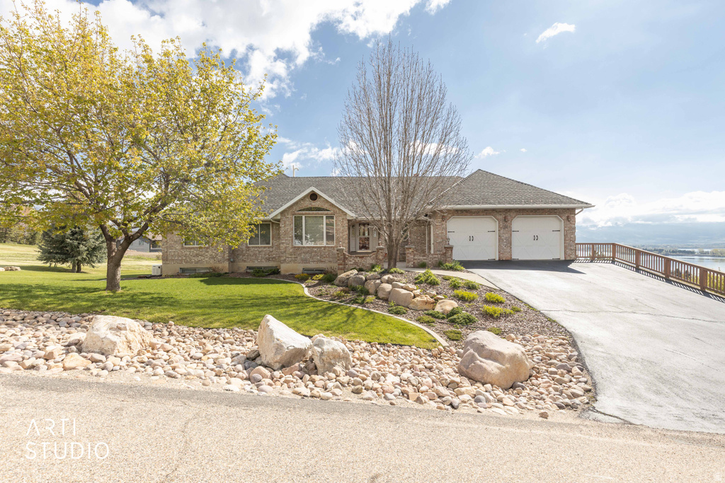 652 N RADFORD LN Eden, UT 84310