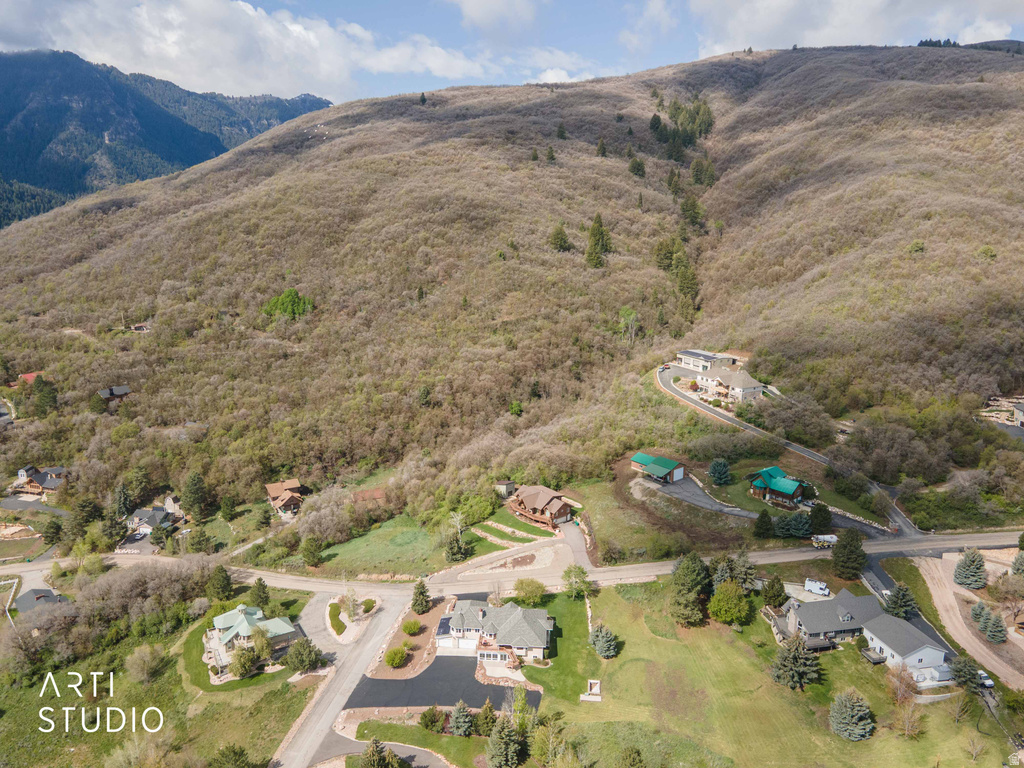 652 N RADFORD LN Eden, UT 84310