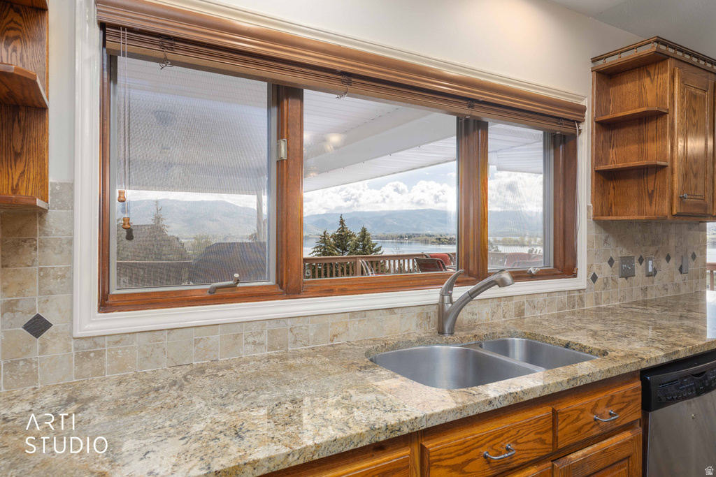 652 N RADFORD LN Eden, UT 84310