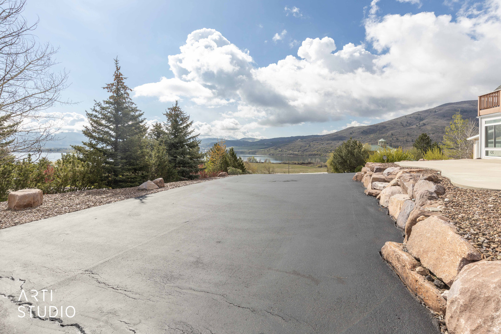 652 N RADFORD LN Eden, UT 84310