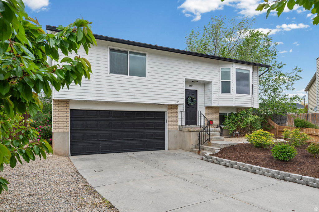 3585 W SILVERGLEN CIR Taylorsville, UT 84129