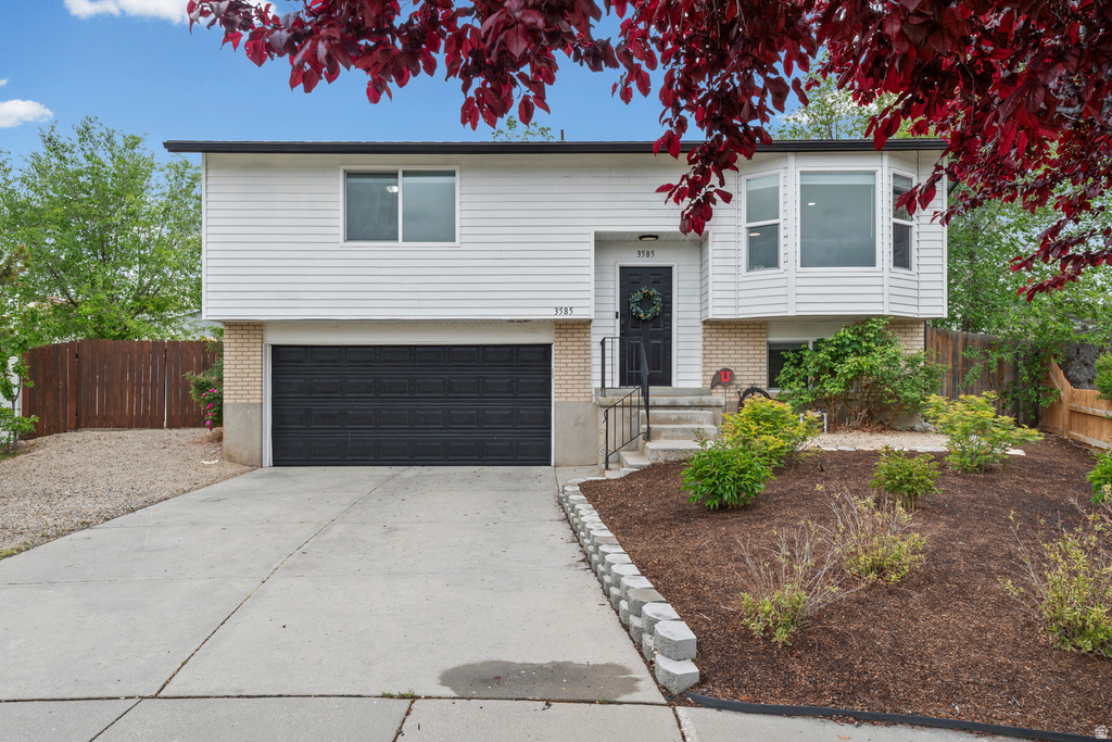3585 W SILVERGLEN CIR Taylorsville, UT 84129