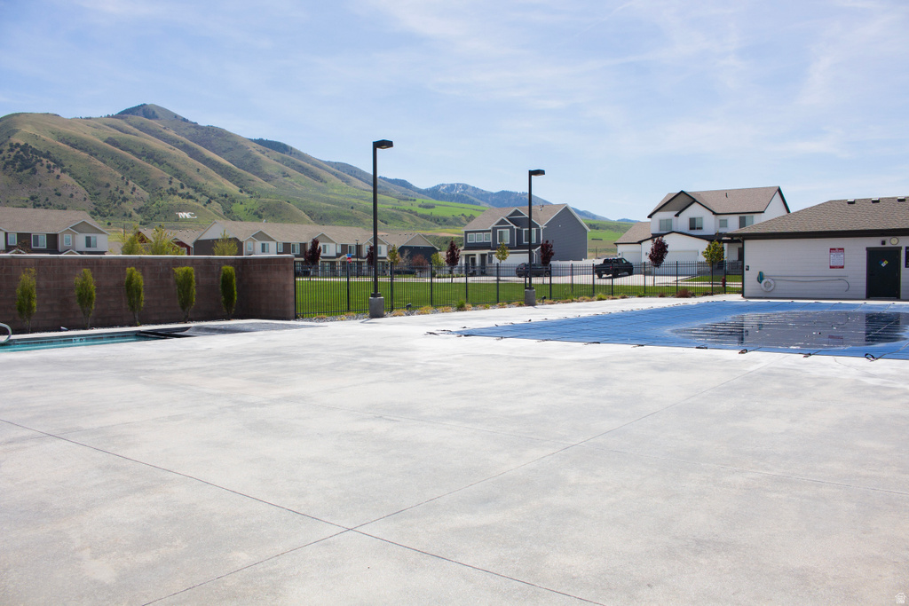 335 S 1540 E Hyrum, UT 84319