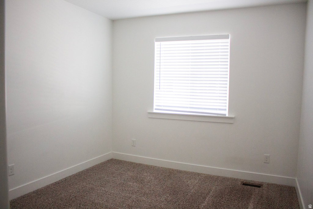 335 S 1540 E Hyrum, UT 84319