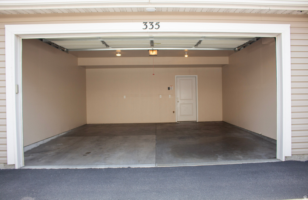 335 S 1540 E Hyrum, UT 84319