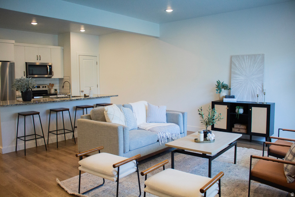 335 S 1540 E Hyrum, UT 84319