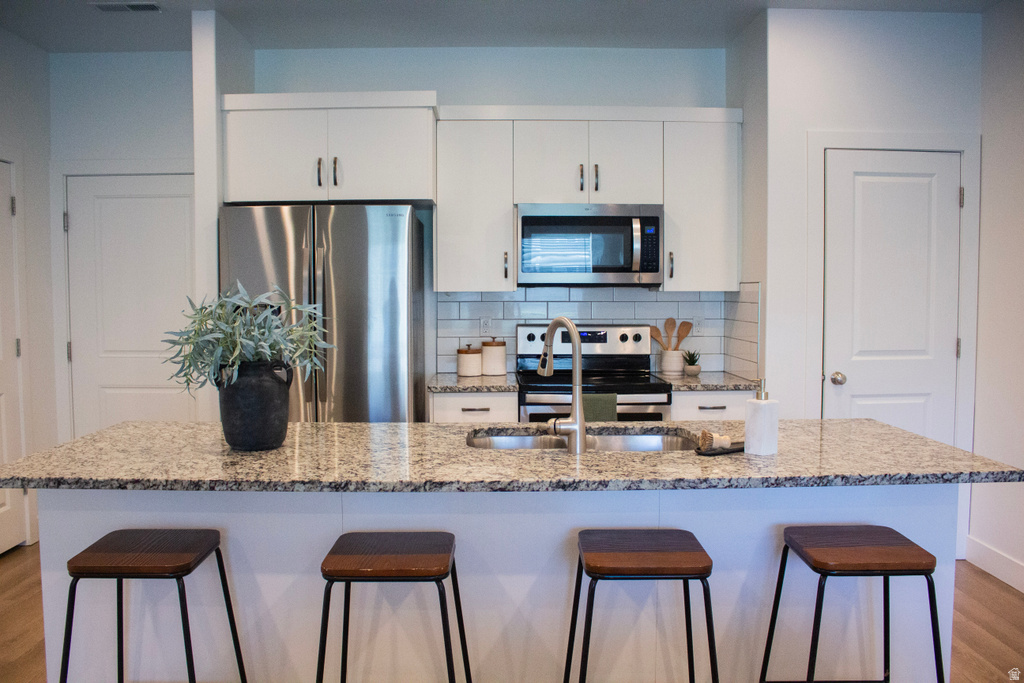 335 S 1540 E Hyrum, UT 84319