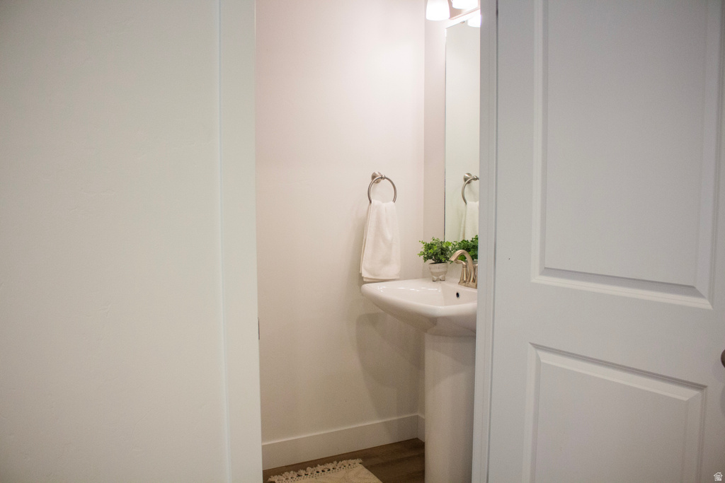 335 S 1540 E Hyrum, UT 84319