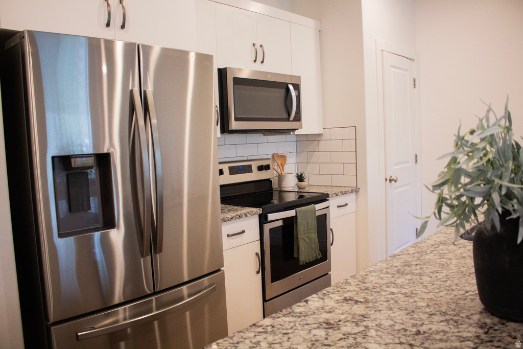 335 S 1540 E Hyrum, UT 84319