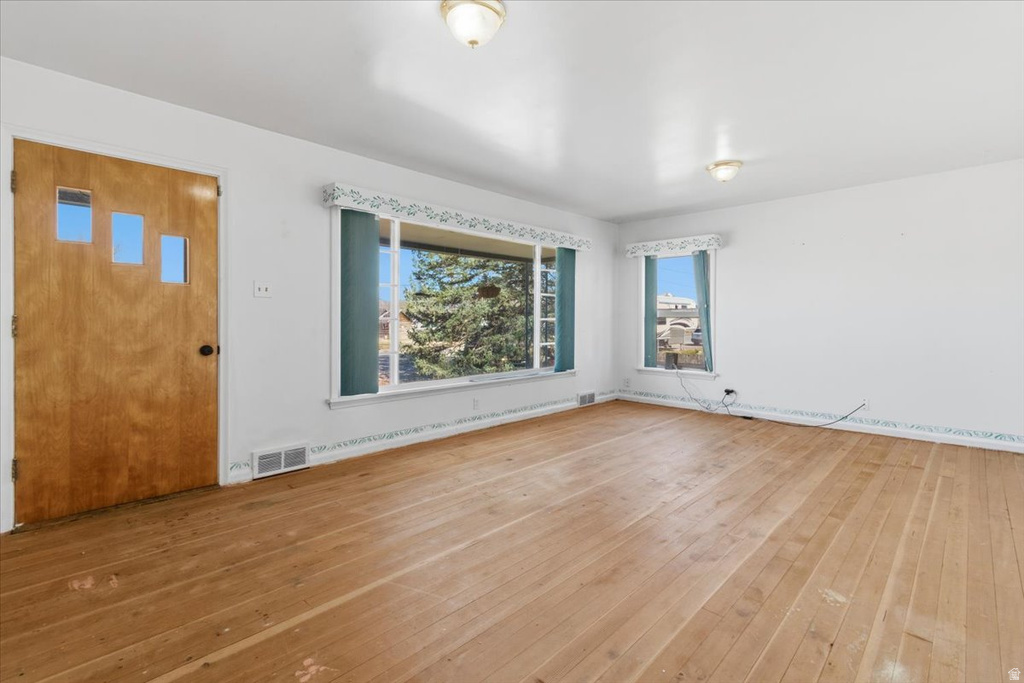 49 S 100 E Centerfield, UT 84622