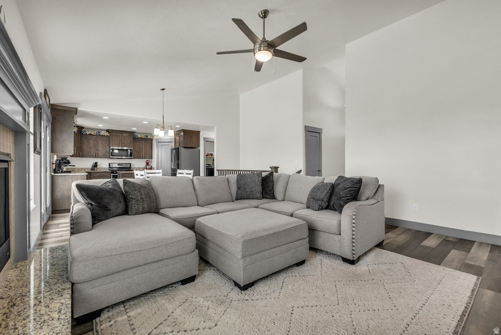 3377 S 2400 W West Haven, UT 84401