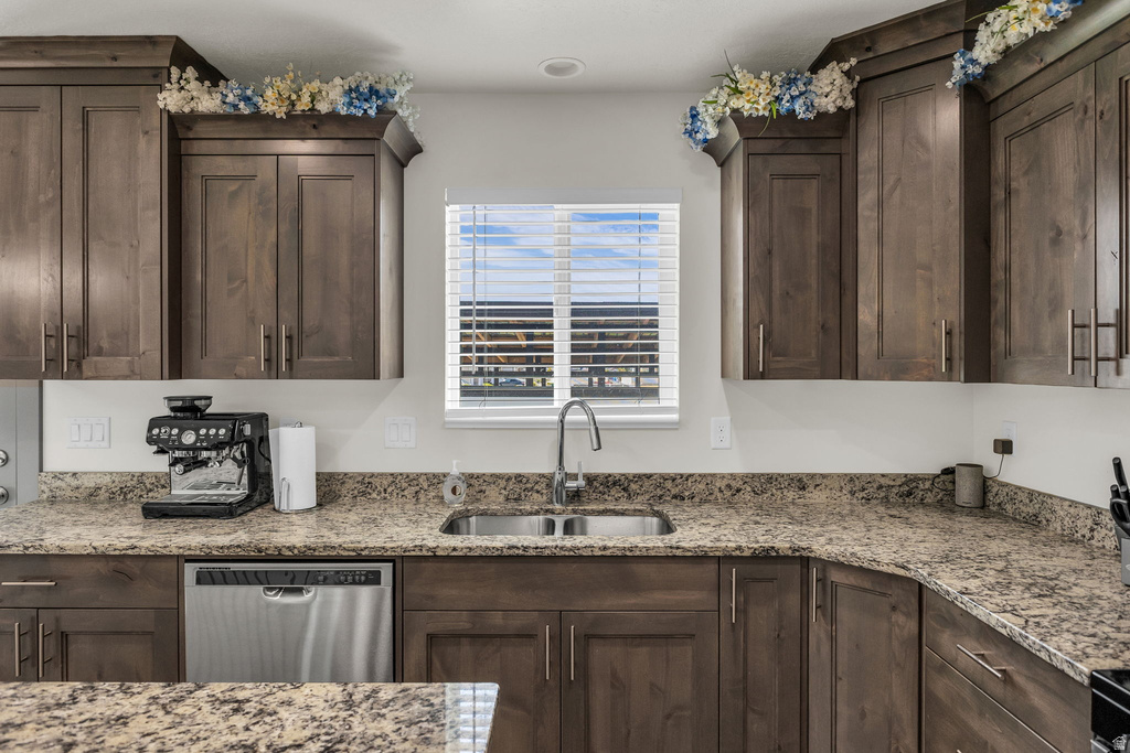 3377 S 2400 W West Haven, UT 84401