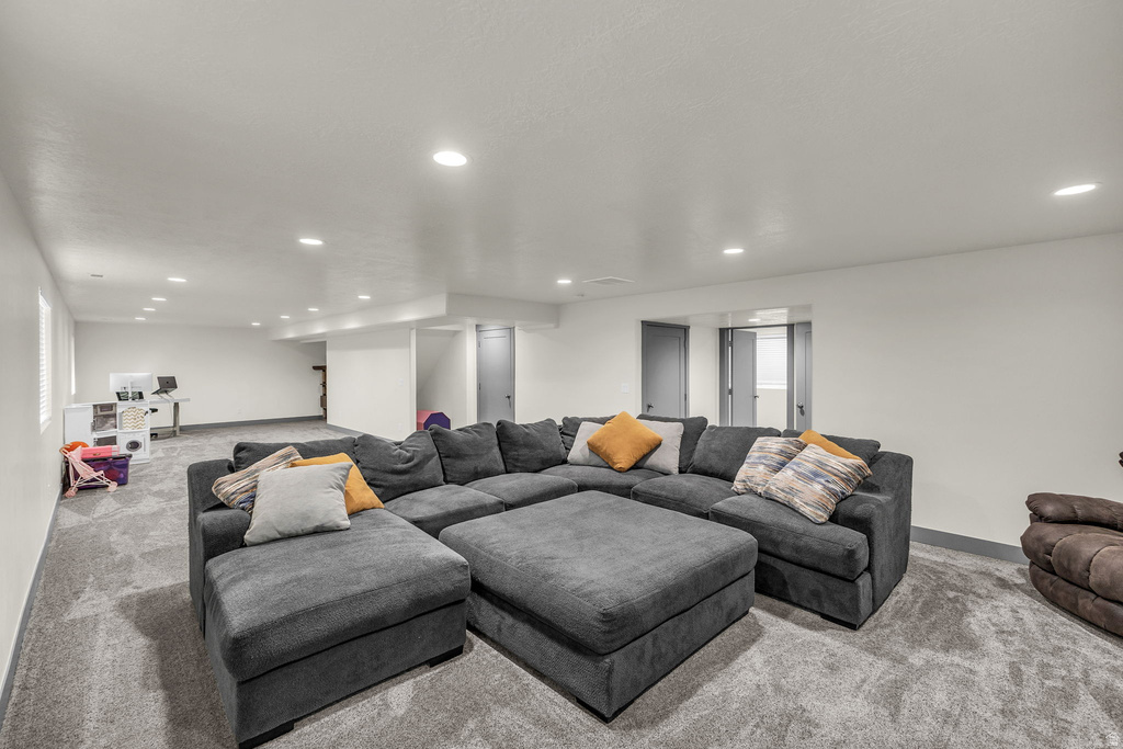 3377 S 2400 W West Haven, UT 84401