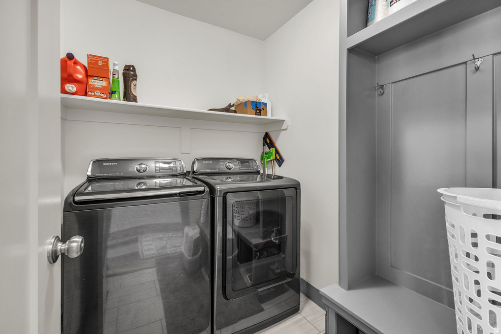 3377 S 2400 W West Haven, UT 84401