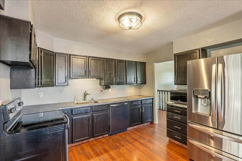11 S CLARK LN Elk Ridge, UT 84651