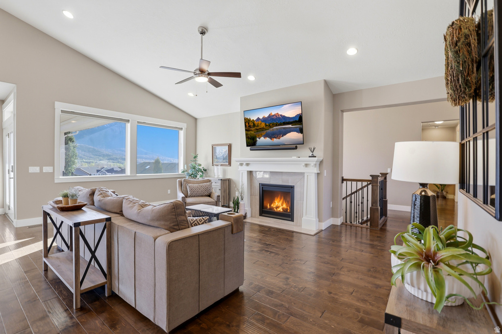4945 W MUSTANG LN Mountain Green, UT 84050
