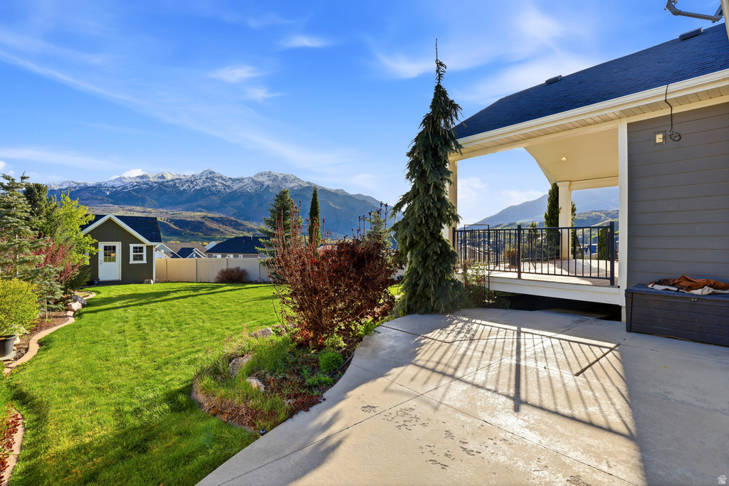 4945 W MUSTANG LN Mountain Green, UT 84050