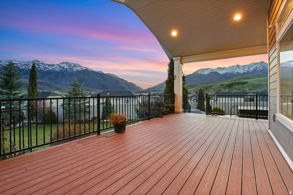 4945 W MUSTANG LN Mountain Green, UT 84050