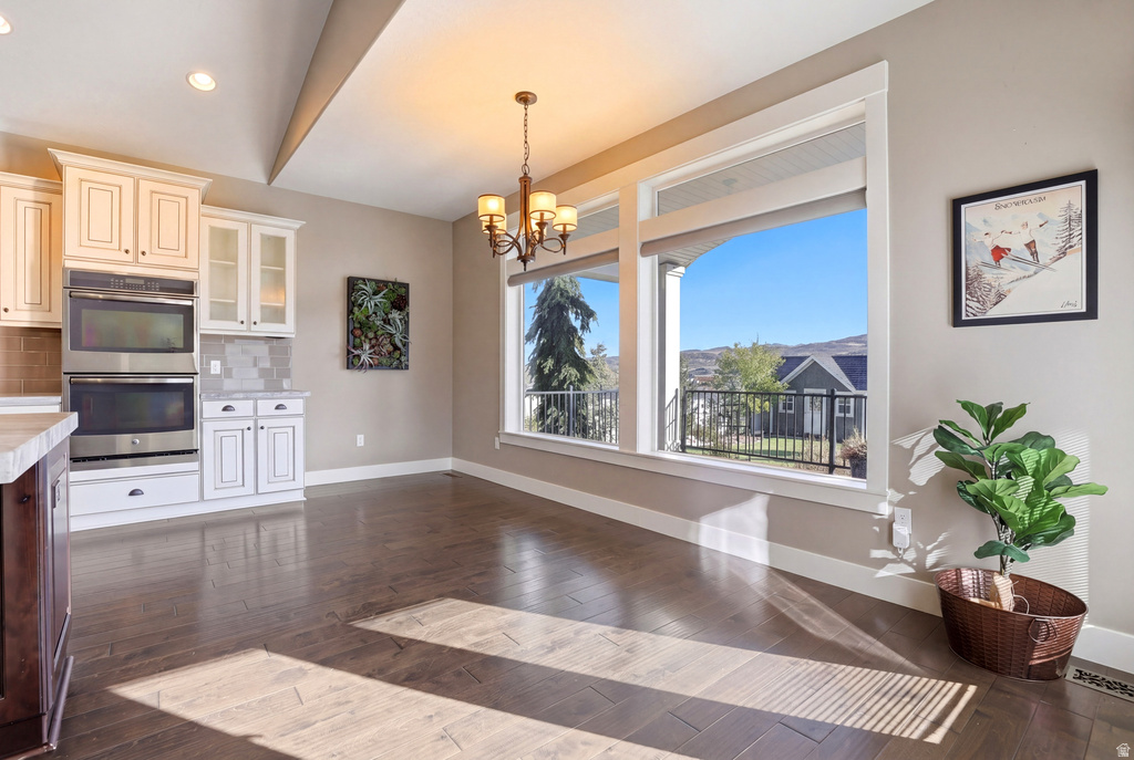 4945 W MUSTANG LN Mountain Green, UT 84050
