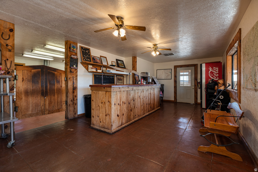 2040 N LONG RD Big Water, UT 84741
