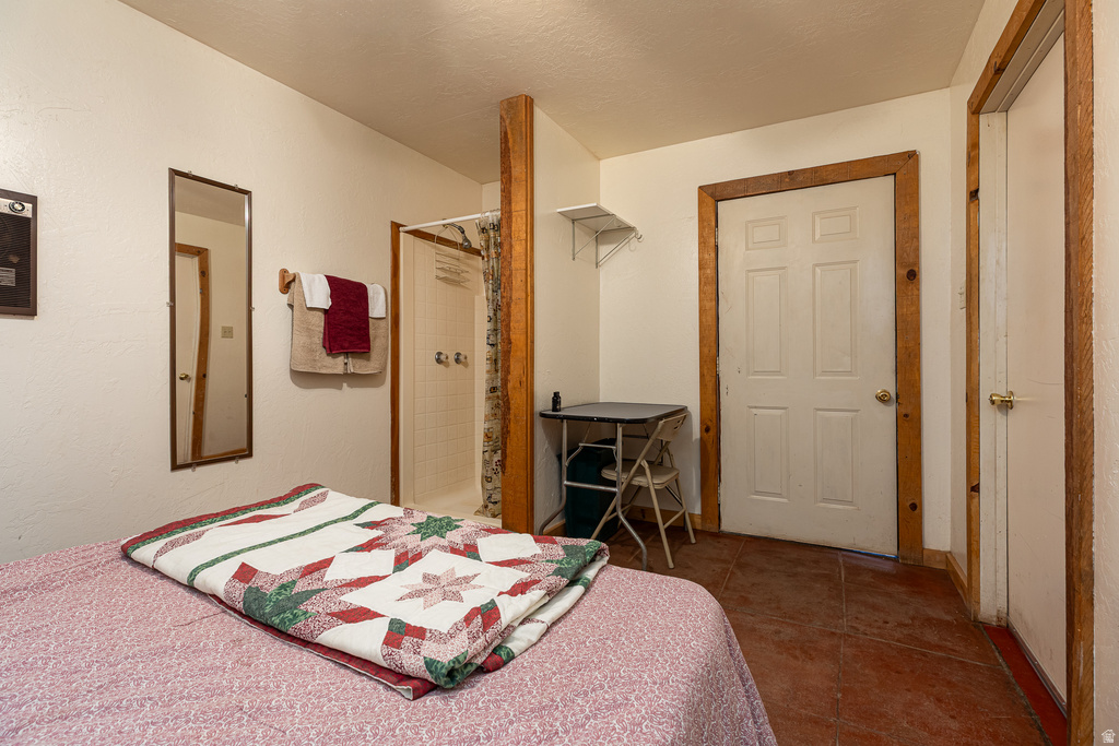2040 N LONG RD Big Water, UT 84741